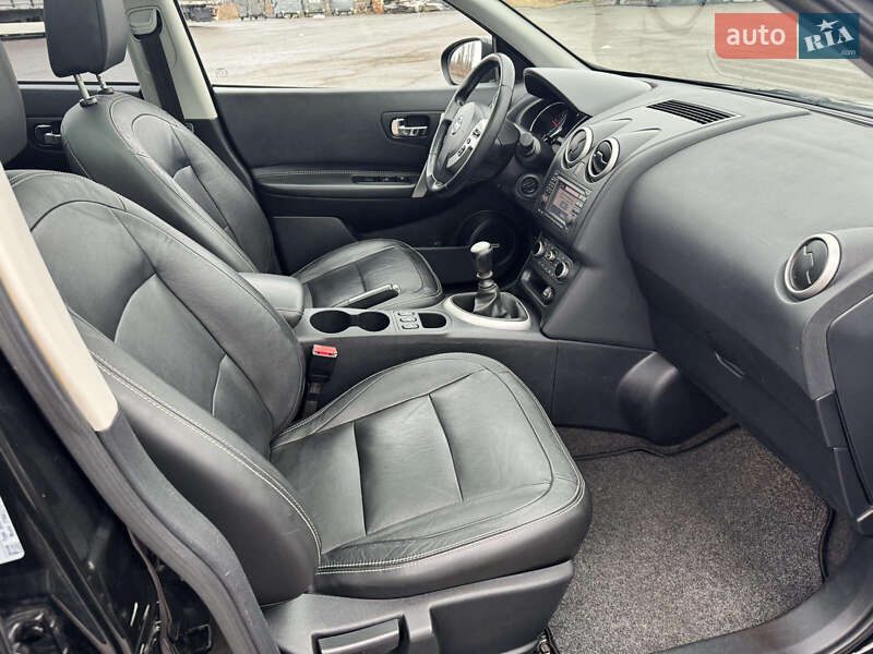 Позашляховик / Кросовер Nissan Qashqai+2 2013 в Рівному