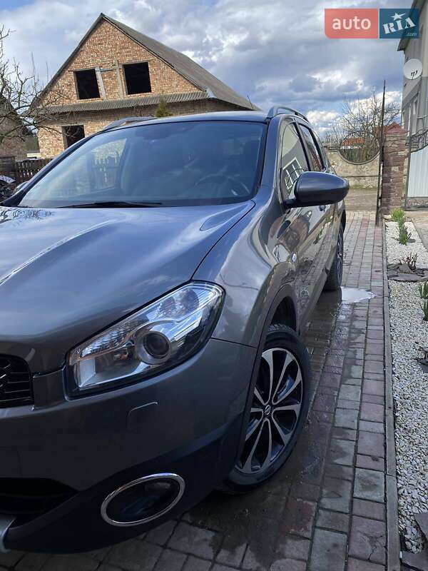 Позашляховик / Кросовер Nissan Qashqai+2 2012 в Коломиї