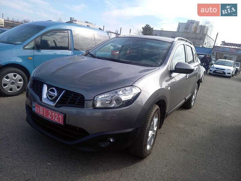 Внедорожник / Кроссовер Nissan Qashqai+2 2013 в Черкассах