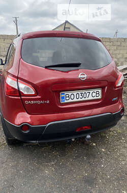 Внедорожник / Кроссовер Nissan Qashqai+2 2012 в Кременце