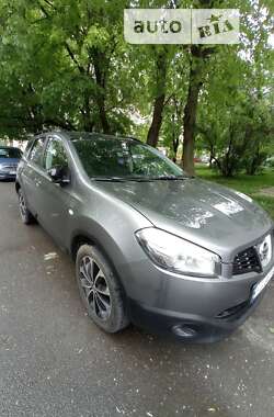 Внедорожник / Кроссовер Nissan Qashqai+2 2013 в Ивано-Франковске