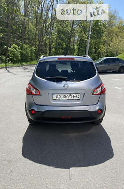 Позашляховик / Кросовер Nissan Qashqai+2 2013 в Харкові