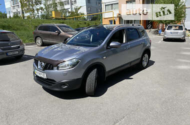 Внедорожник / Кроссовер Nissan Qashqai+2 2013 в Харькове