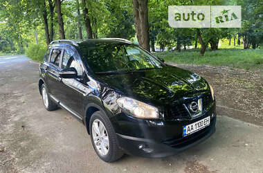 Внедорожник / Кроссовер Nissan Qashqai+2 2012 в Киеве