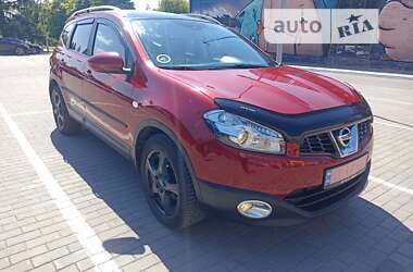 Внедорожник / Кроссовер Nissan Qashqai+2 2010 в Луцке