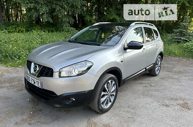 Позашляховик / Кросовер Nissan Qashqai+2 2010 в Луцьку