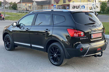 Позашляховик / Кросовер Nissan Qashqai+2 2009 в Дубні