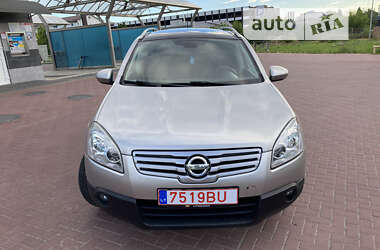 Позашляховик / Кросовер Nissan Qashqai+2 2009 в Луцьку