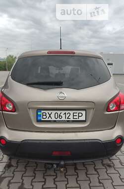 Внедорожник / Кроссовер Nissan Qashqai+2 2008 в Каменец-Подольском