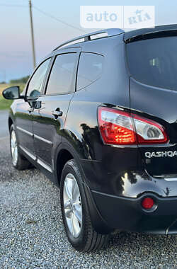 Позашляховик / Кросовер Nissan Qashqai+2 2011 в Дубні