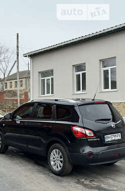 Позашляховик / Кросовер Nissan Qashqai+2 2010 в Одесі