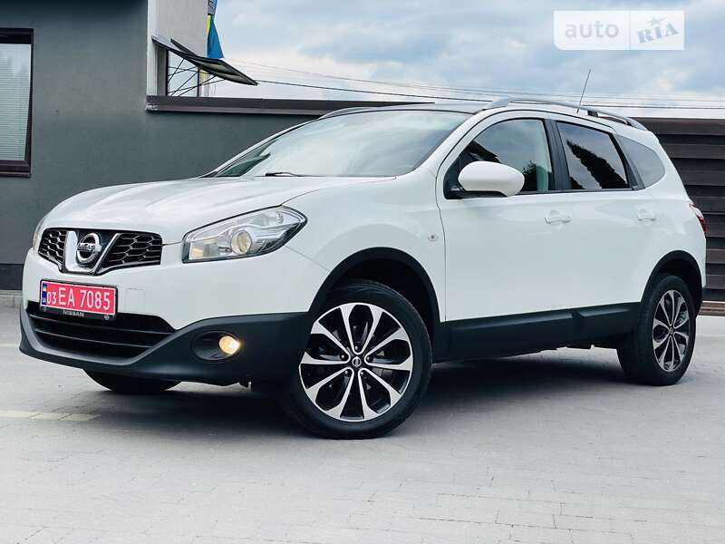 Позашляховик / Кросовер Nissan Qashqai+2 2012 в Стрию