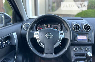 Позашляховик / Кросовер Nissan Qashqai+2 2013 в Сарнах