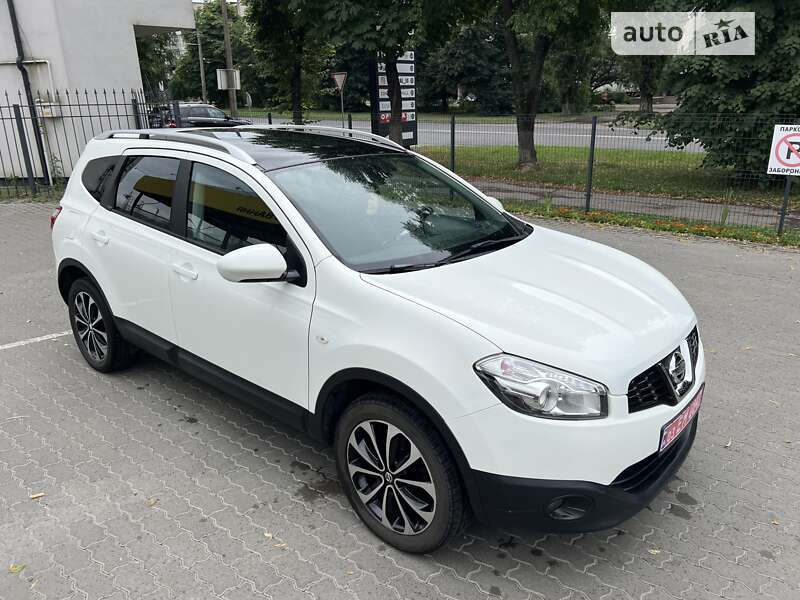 Позашляховик / Кросовер Nissan Qashqai+2 2012 в Луцьку