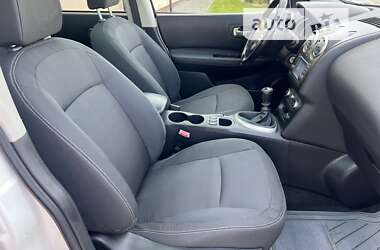 Позашляховик / Кросовер Nissan Qashqai+2 2010 в Дунаївцях