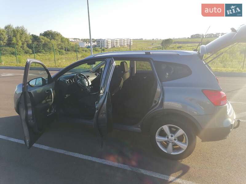 Внедорожник / Кроссовер Nissan Qashqai+2 2009 в Ровно