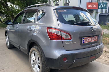 Внедорожник / Кроссовер Nissan Qashqai+2 2010 в Харькове