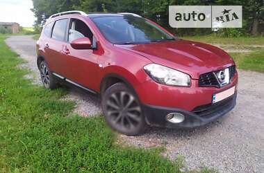 Внедорожник / Кроссовер Nissan Qashqai+2 2011 в Демидовке