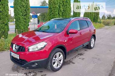 Внедорожник / Кроссовер Nissan Qashqai+2 2010 в Почаеве