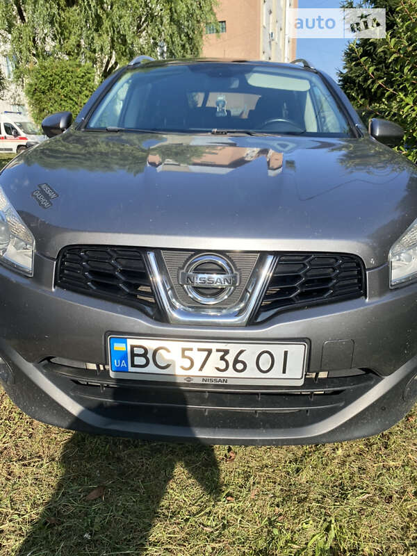 Позашляховик / Кросовер Nissan Qashqai+2 2011 в Жидачові