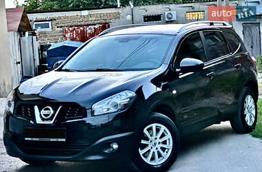 Позашляховик / Кросовер Nissan Qashqai+2 2010 в Одесі