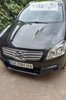 Внедорожник / Кроссовер Nissan Qashqai+2 2009 в Знаменке