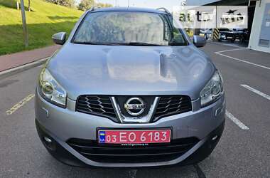 Позашляховик / Кросовер Nissan Qashqai+2 2012 в Києві