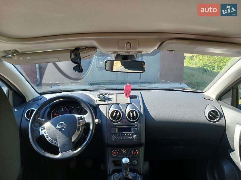 Позашляховик / Кросовер Nissan Qashqai+2 2011 в Сумах