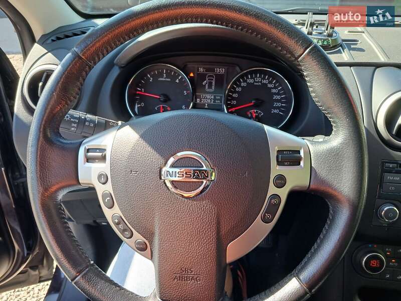 Позашляховик / Кросовер Nissan Qashqai+2 2011 в Сумах