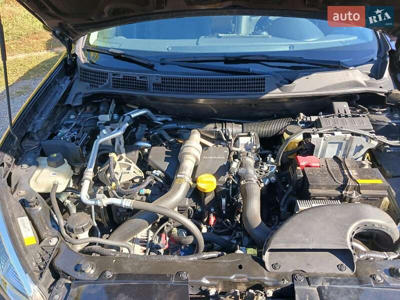 Позашляховик / Кросовер Nissan Qashqai+2 2011 в Сумах