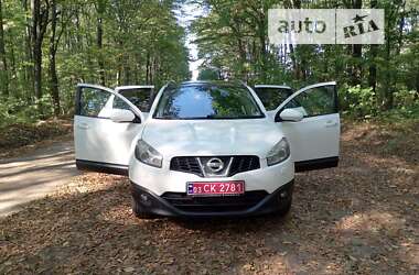 Внедорожник / Кроссовер Nissan Qashqai+2 2011 в Гайсине