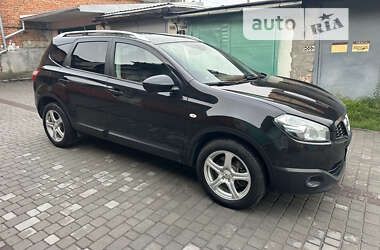 Позашляховик / Кросовер Nissan Qashqai+2 2012 в Хмельницькому