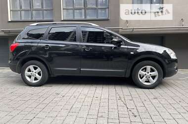 Позашляховик / Кросовер Nissan Qashqai+2 2009 в Івано-Франківську