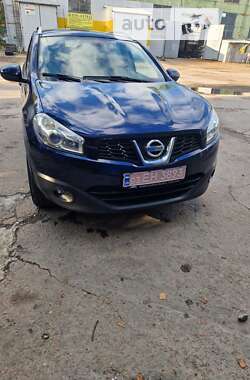 Внедорожник / Кроссовер Nissan Qashqai+2 2010 в Виннице