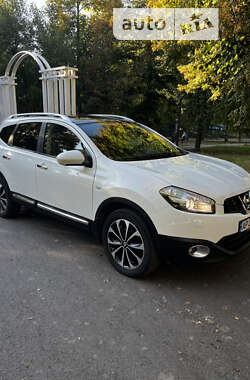 Позашляховик / Кросовер Nissan Qashqai+2 2011 в Запоріжжі