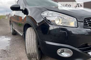 Внедорожник / Кроссовер Nissan Qashqai+2 2011 в Виннице