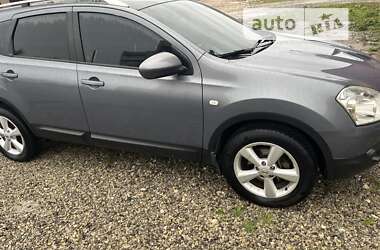 Внедорожник / Кроссовер Nissan Qashqai+2 2009 в Калуше