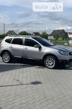 Позашляховик / Кросовер Nissan Qashqai+2 2010 в Кам'янець-Подільському