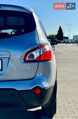 Внедорожник / Кроссовер Nissan Qashqai+2 2010 в Виннице