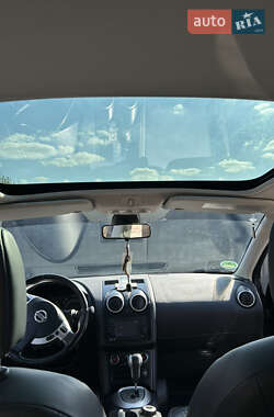 Внедорожник / Кроссовер Nissan Qashqai+2 2011 в 