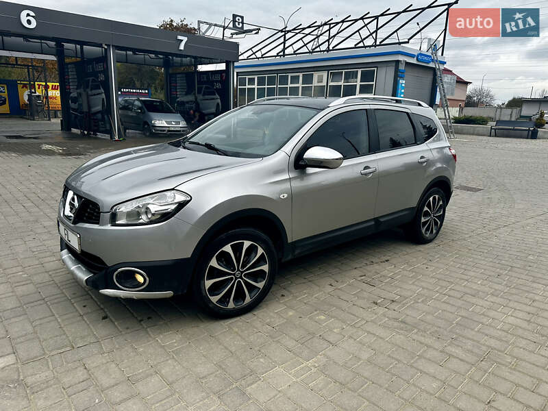 Внедорожник / Кроссовер Nissan Qashqai+2 2011 в Косове