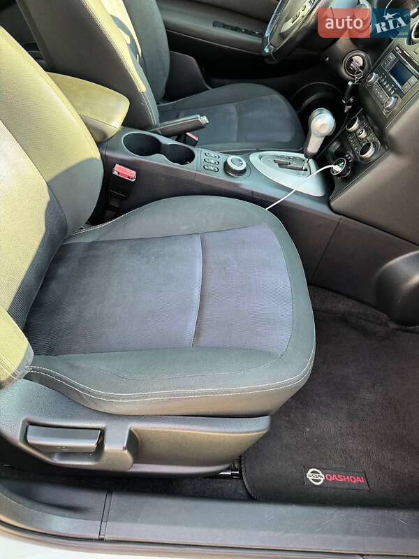 Внедорожник / Кроссовер Nissan Qashqai+2 2013 в Одессе