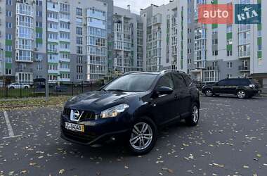 Позашляховик / Кросовер Nissan Qashqai+2 2010 в Вінниці