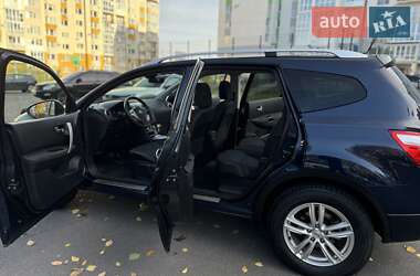 Позашляховик / Кросовер Nissan Qashqai+2 2010 в Вінниці