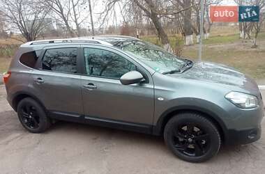Внедорожник / Кроссовер Nissan Qashqai+2 2012 в 