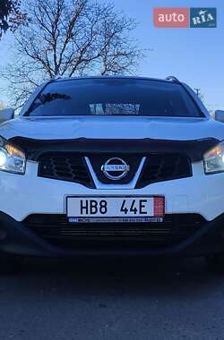 Позашляховик / Кросовер Nissan Qashqai+2 2011 в Дубні