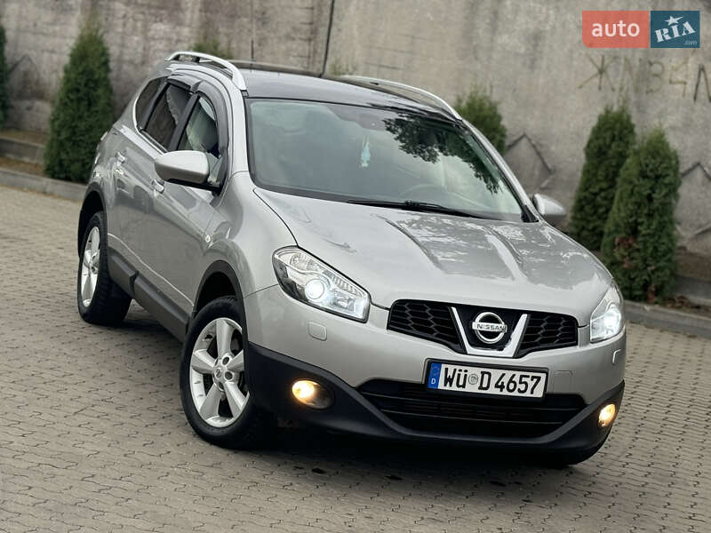 Внедорожник / Кроссовер Nissan Qashqai+2 2011 в Сарнах