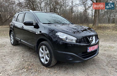 Позашляховик / Кросовер Nissan Qashqai+2 2010 в Полтаві