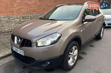 Позашляховик / Кросовер Nissan Qashqai+2 2010 в Новоархангельську