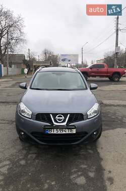 Позашляховик / Кросовер Nissan Qashqai+2 2010 в Полтаві